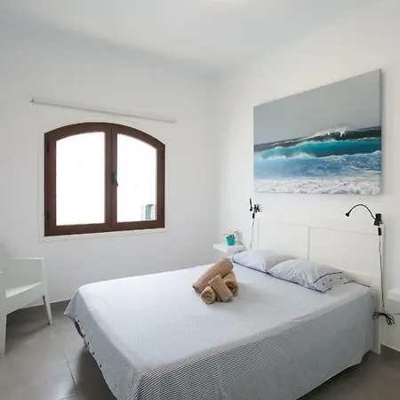 Pura Vida Playa Honda (Lanzarote)