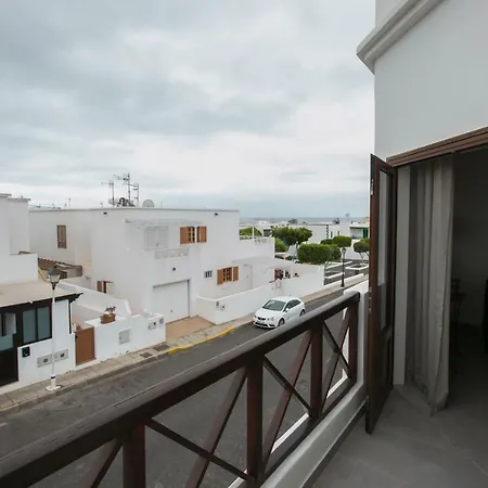 Pura Vida Apartmán Playa Honda (Lanzarote)